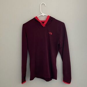 Women’s The North Face Red and Burgundy Lightweight Hoodie Size Small